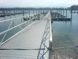35' x 7' wide aluminum pier section with a 40' aluminum gangway